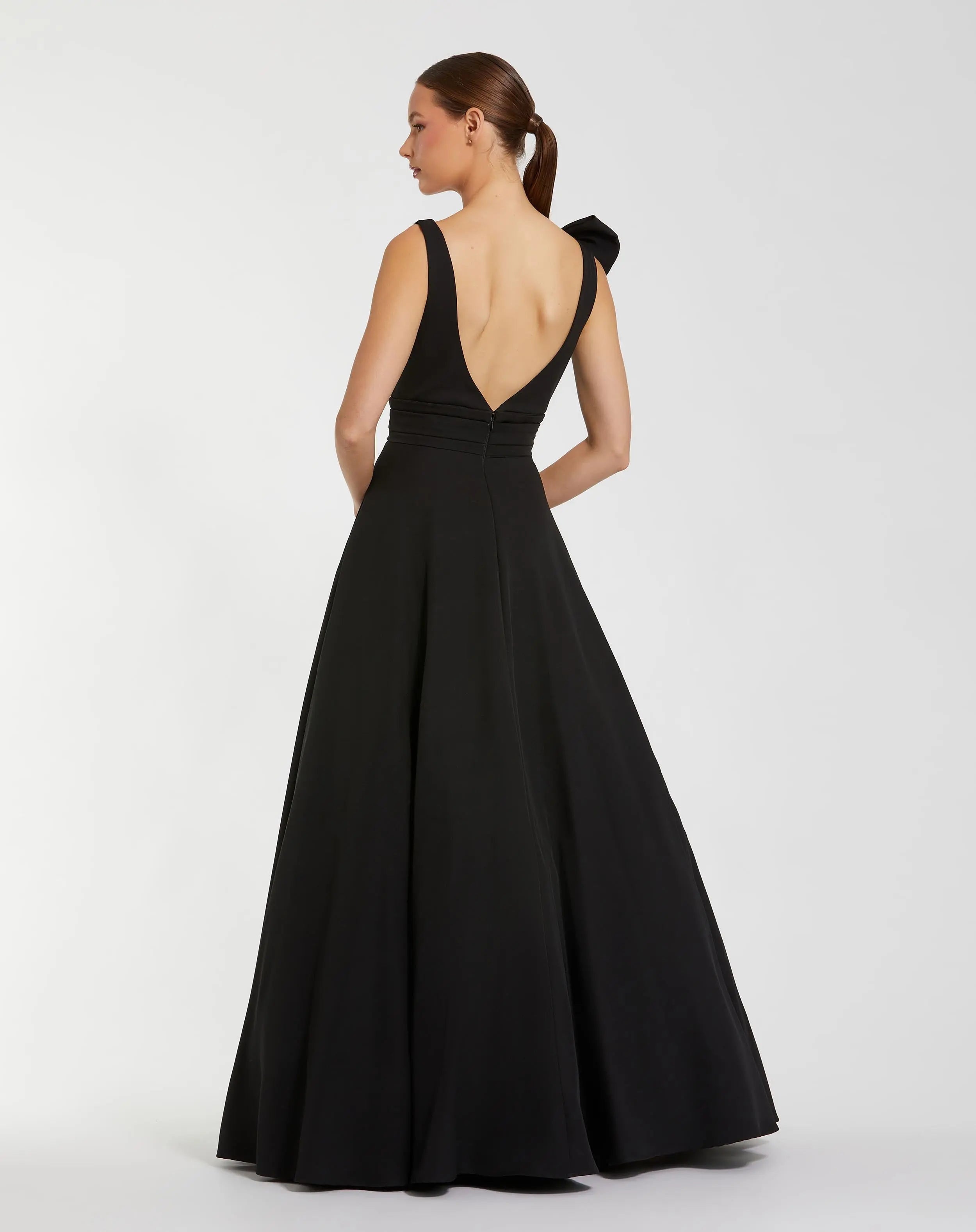 Black Sleeveless Plunge Neck Crepe Ballgown With Bow Detail