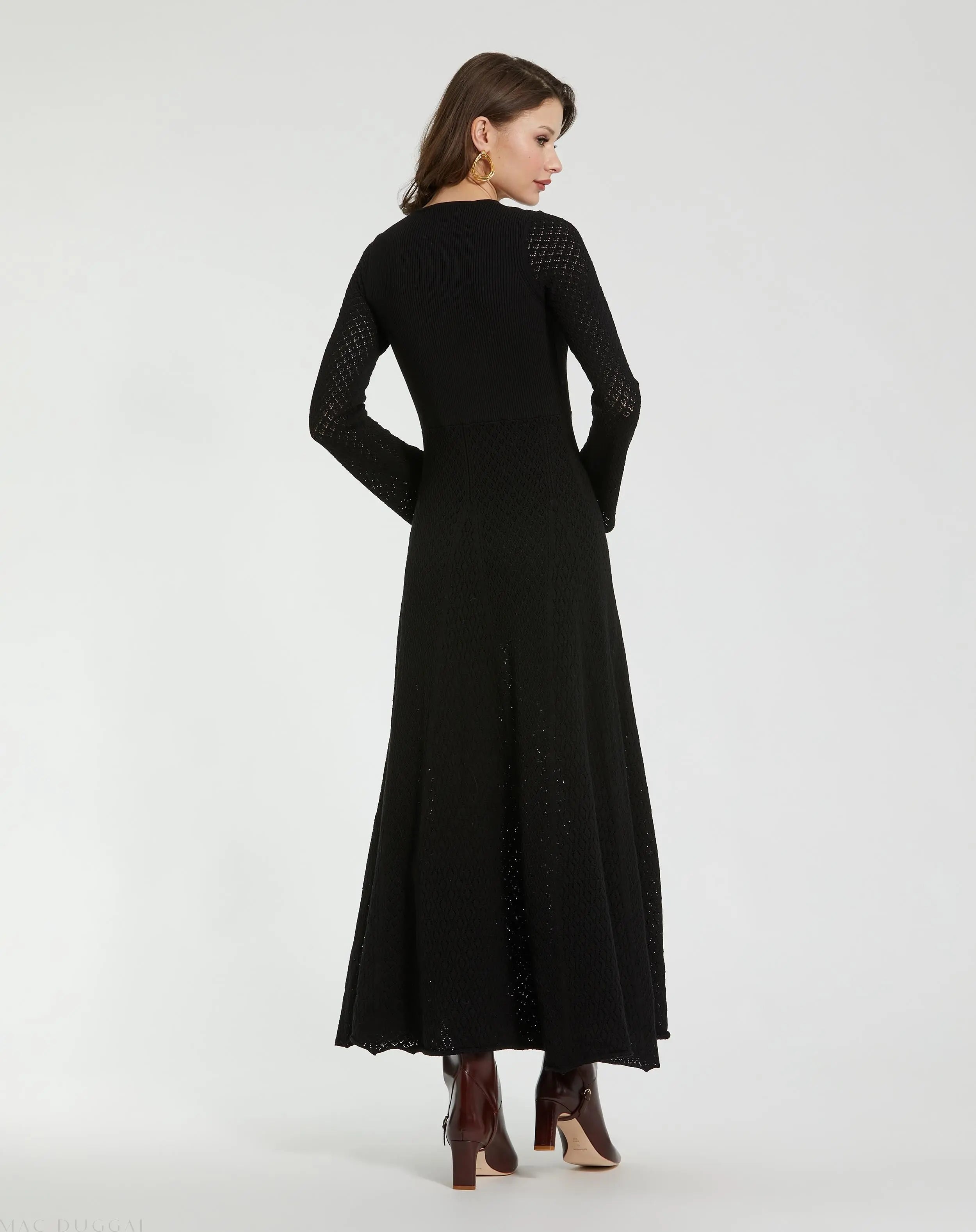 Black Scoop Neck Long Sleeve Knit Maxi Dress